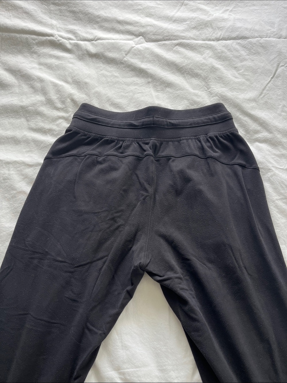 Lululemon joggers - Picture 3 of 4